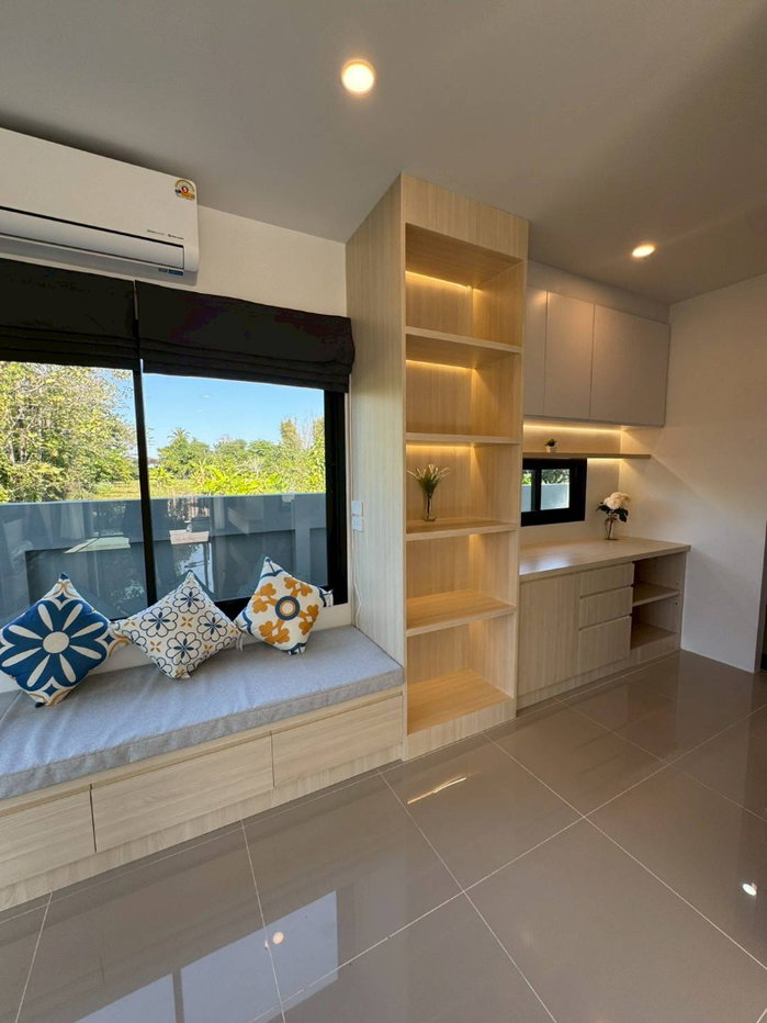 รูป ขายบ้านในโครงการ วราสิริ 3 เชียงราย บ้านใหม่แต่งครบ พร้อมเข้าอยู่ ไม่มีค่าส่วนกลาง ใกล้สนามบิน มหาวิทยาลัยแม่ฟ้าหลวง - SW003865 - รูปที่ 24/25