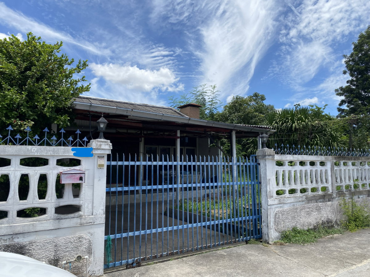 รูป ขาย บ้านเดี่ยว พร้อมผู้เช่า ขายตามสภาพ หลังมุมเป็นส่วนตัว - รูปที่ 1/5