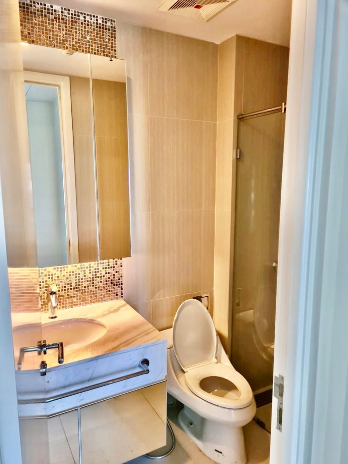 รูป ให้เช่า Circle 2 Living Prototype คอนโดหรูใจกลางพระราม 9 – อโศก ขนาดใหญ่ 51 ตร.ม. เฟอร์นิเจอร์ครบ ใกล้ MRT เพชรบุรี และ Airport Rail Link มักกะสัน - รูปที่ 4/8