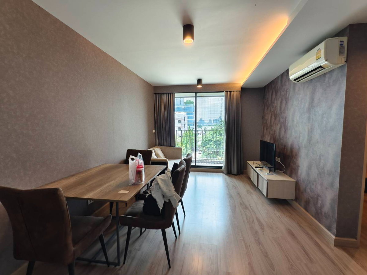 picture Condo for rent at The Unique 62/1, near BTS Bang Chak. Free shuttle service to BTS available. - 7/12