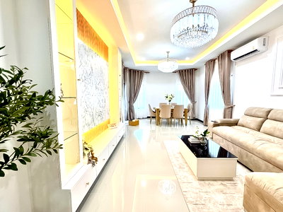 Houses for sale Bang Lamung Chonburi : Luxury House for Sale Nongprue East Pattaya Fully Renovated