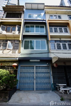 2 Bedroom Townhouse for sale in Pak Khlong Phasi Charoen, Bangkok 1654060