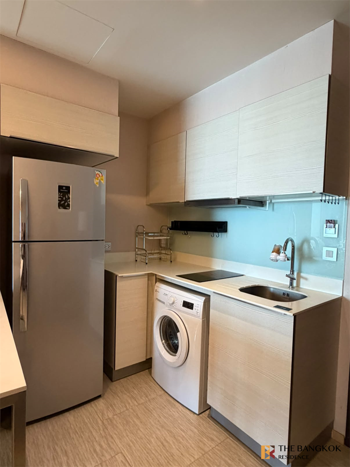 picture H Sukhumvit 43 Location Near Employment, Surrounded by Lifestyles - 1/10