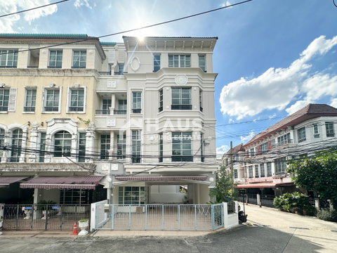 Baan Klang Mueang The Paris Ratchavipha / 4 Bedrooms #TPCC069