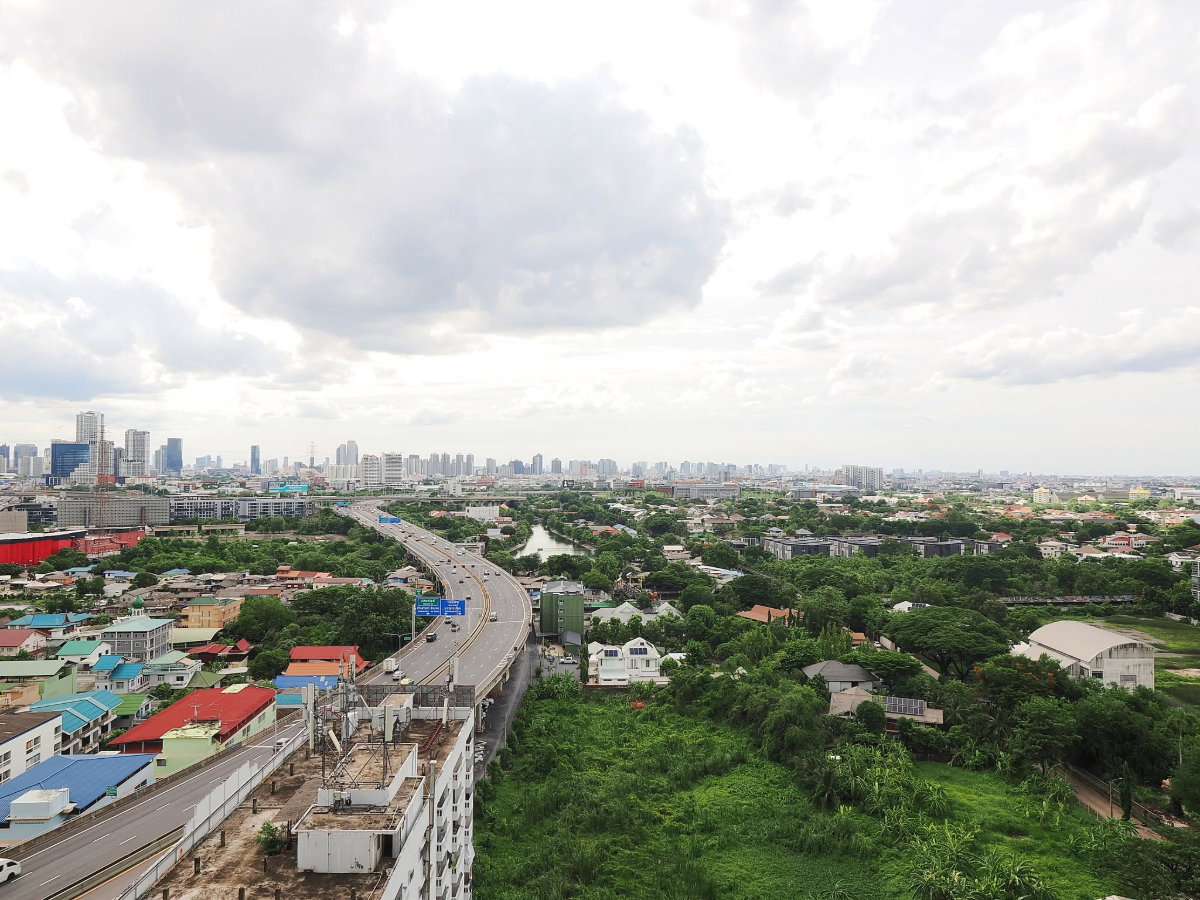 รูป ขายราคาพิเศษ คอนโด รีโนเวทใหม่ พร้อมอยู่ เดอะเบส [พระราม 9] - รูปที่ 23/37