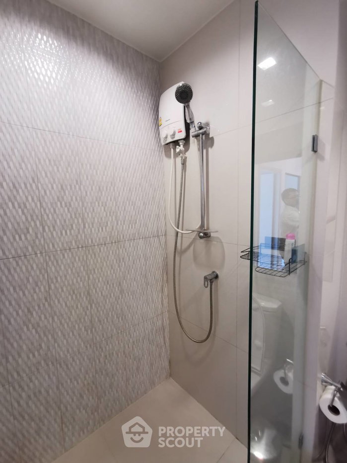 picture Condo 1-BR Life Sukhumvit 48, High-Floor 29th Near BTS Phra Khanong (ID 511815) - 5/11