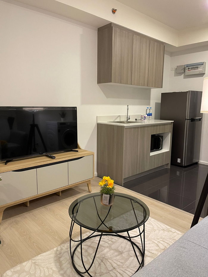 picture ✨A Space Mega ✨ Condo for rent at a special price!!📢📢 - 9/11