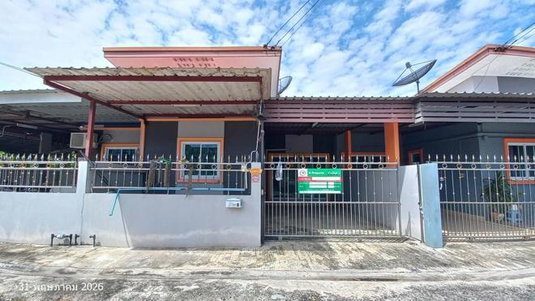 TOWN HOUSE 25.7 Sq.w. Phanat Nikhom Chonburi for 1.6M