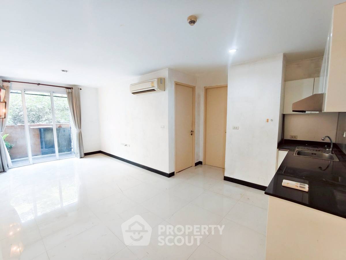 picture 1-BR Condo For Sale Voque Sukhumvit 16, Phrom Phong MRT Queen Sirikit (ID 2618043) - 12/22