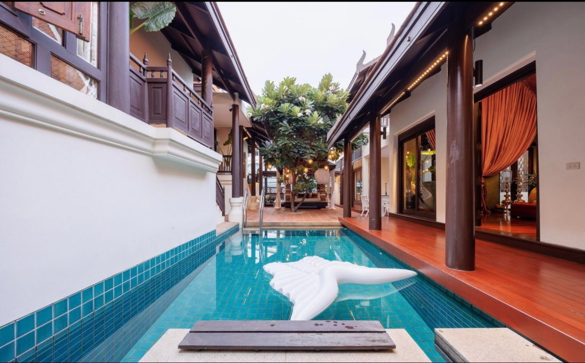 รูป เช่าพูลวิลล่า ถนนสุขุมวิท 40 สวย หรูหรา ครบวงจร สนใจแอตไลน์ครับ@841qqlnr - รูปที่ 10/18