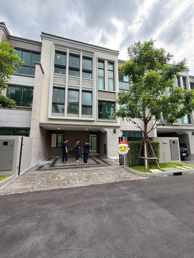 🏡✨ ให้เช่าบ้านใหม่ Baan Klang Muang Classe Ratchayothin 3 ห้องนอน 4 ห้องน้ำ เพียง 500 เมตรจาก BTS พหลโยธิน 24