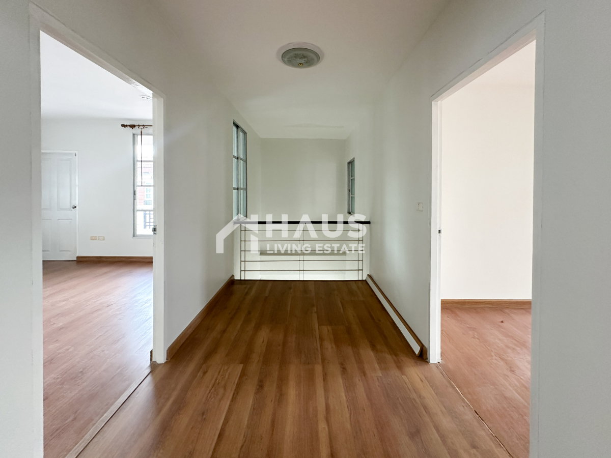 picture Baan Klang Mueang The Paris Ratchavipha / 4 Bedrooms #TPCC069 - 15/30