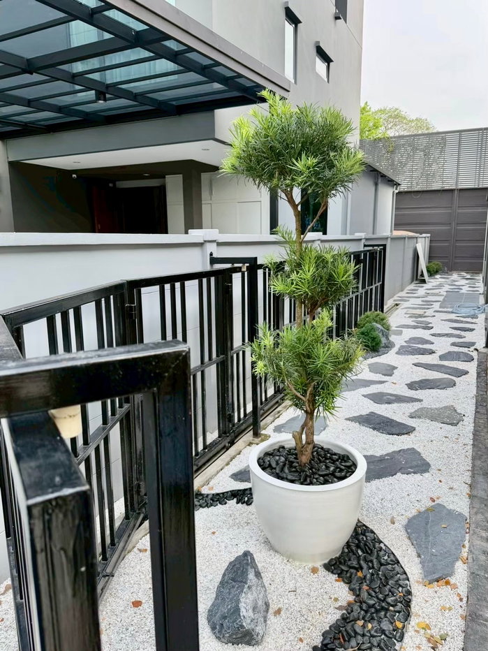 รูป ขายบ้านหรู Baan Klang Muang The Edition โยธินพัฒนา ราคาพิเศษ ขายขาดทุน ฟรี Built-in ทั้งหลัง มูลค่ากว่า 3.8 ล้านบาท บ้านพร้อมเข้าอยู่ - รูปที่ 2/28