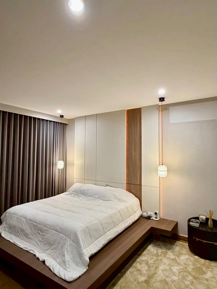 รูป ขายบ้านหรู Baan Klang Muang The Edition โยธินพัฒนา ราคาพิเศษ ขายขาดทุน ฟรี Built-in ทั้งหลัง มูลค่ากว่า 3.8 ล้านบาท บ้านพร้อมเข้าอยู่ - รูปที่ 25/28