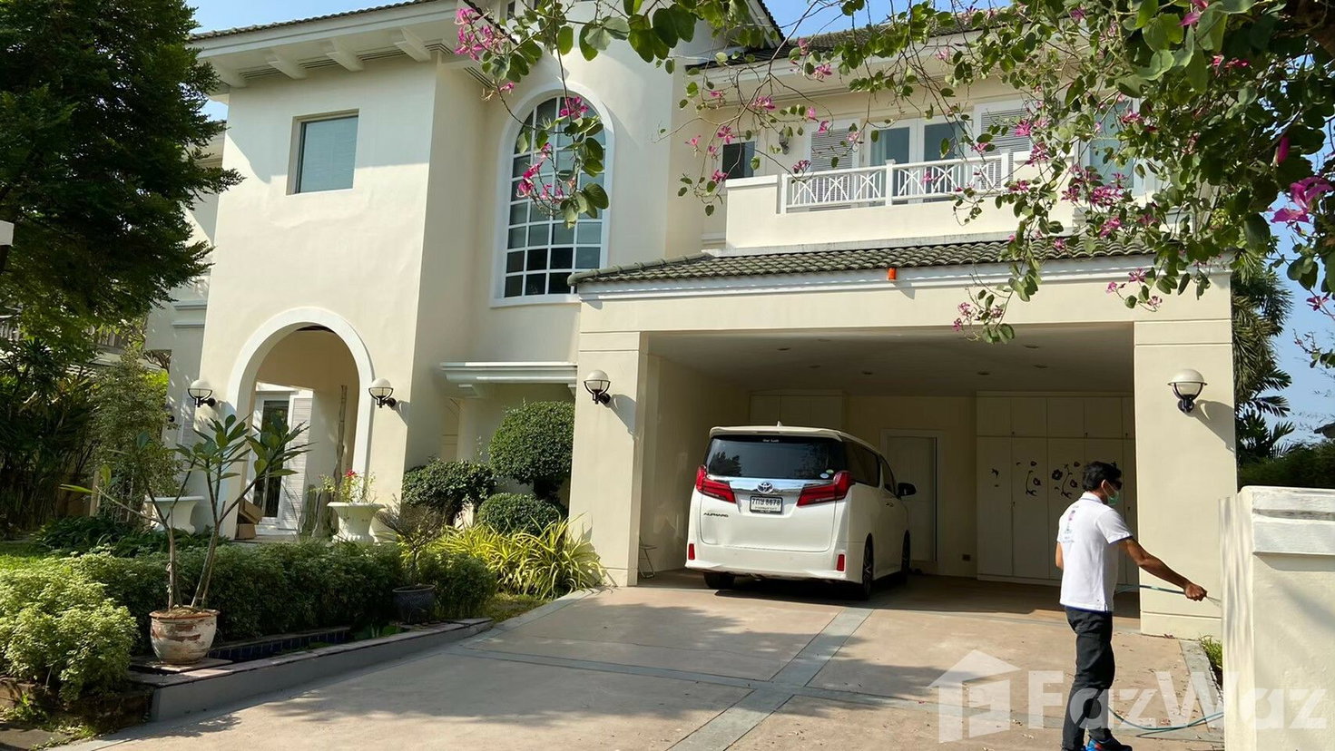 รูป วิลล่าให้เช่า 4 ห้องนอน ในโครงการ บ้านโกลเด้นล้านนา 1135470 - รูปที่ 1/40