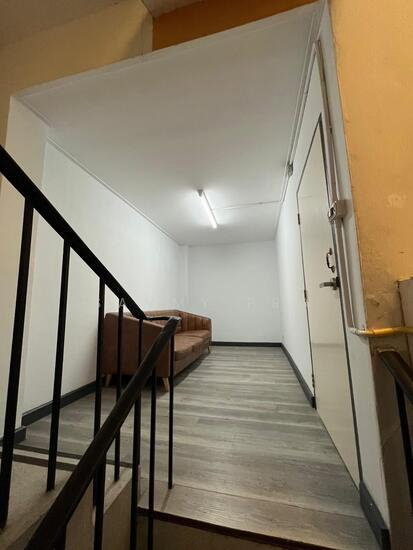 picture Townhouse for rent, 2nd-3rd floor Sukhumvit Soi 18 - 5/6