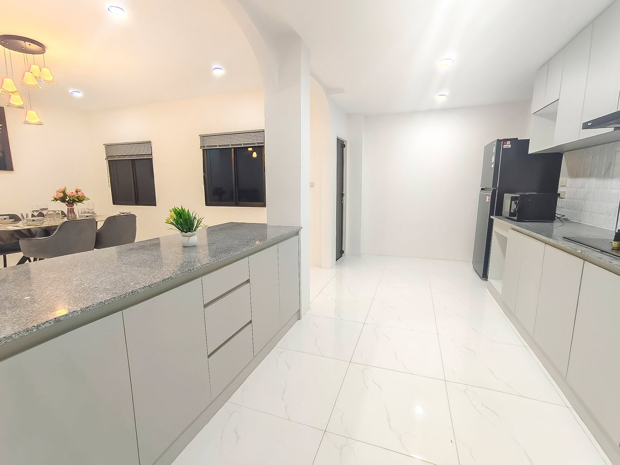 รูป Luxury House for Sale East Pattaya Nong Prue 3Bedroom - รูปที่ 4/13