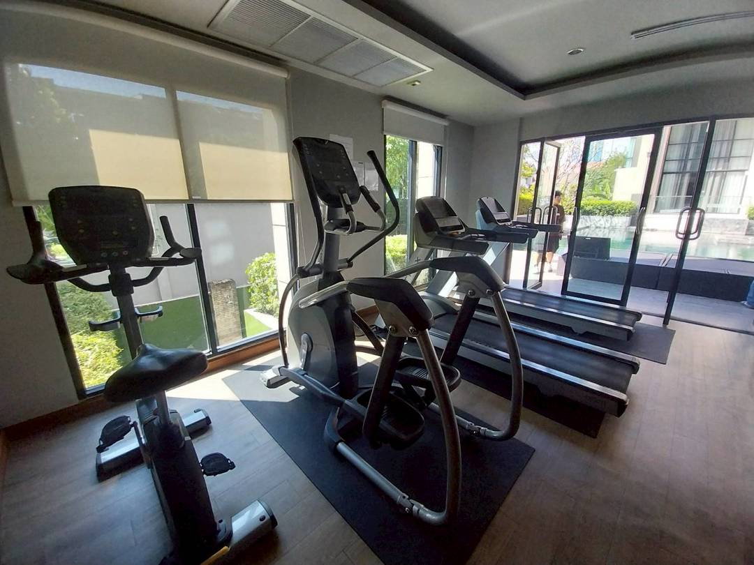 picture Condo for rent at The Unique 62/1, near BTS Bang Chak. Free shuttle service to BTS available. - 12/12