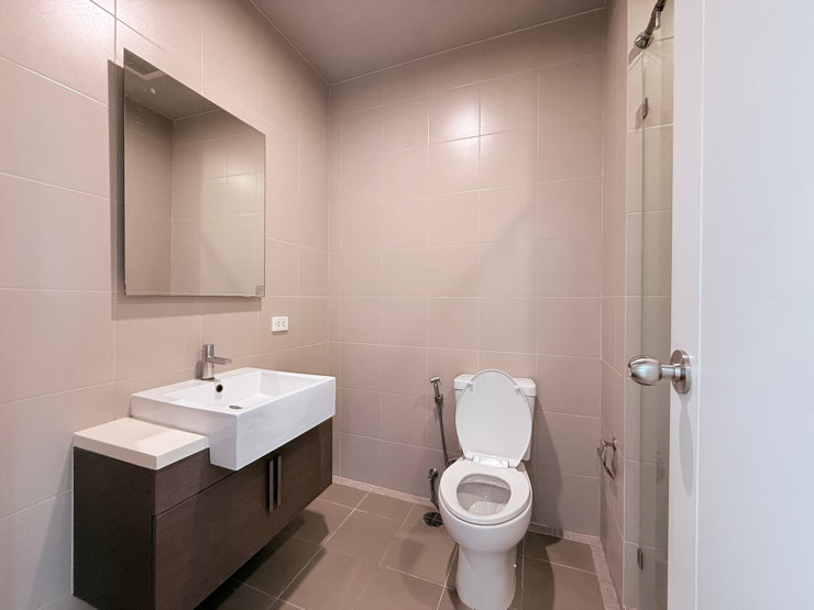รูป Hive Sathorn - ให้เช่า คอนโด ติดรถไฟฟ้า 1 ห้องนอน 50 ตรม BTS กรุงธนบุรี พร้อมอยู่ - รูปที่ 7/11