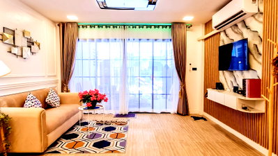 ทาวน์โฮม บางละมุง ชลบุรี : Minimalist Townhome for Sale Central Pattaya Fully Furnished
