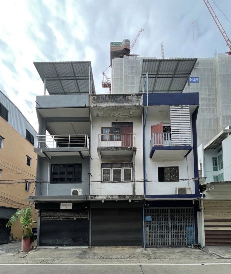 picture Commercial Building for Rent – Charoen Nakhon Soi 70 - 1/6