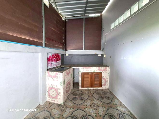 picture TOWN HOUSE 25.7 Sq.w. Phanat Nikhom Chonburi for 1.6M - 9/28