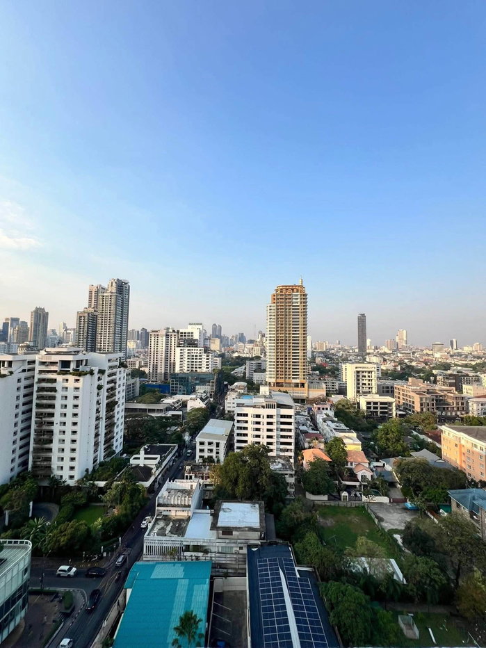 picture 🏙️✨ **Spacious Condo for Rent in Sukhumvit 39 | 165 Sq.m. | Only 400 m from BTS Phrom Phong** ✨🏙️ - 10/10