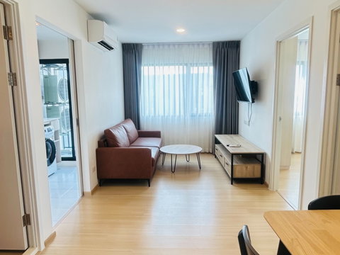 For rent: 45.07 sqm, 2 bedrooms, 1 bathroom, Cheewathai Chokchai 4 Phase 2. Price: 22,000 baht.Tel. 095 3944894 Line ID: rose459