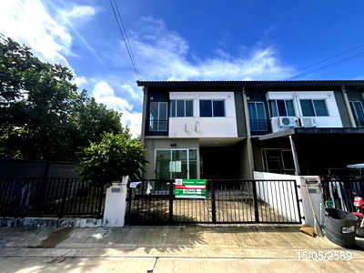 Townhouses for sale Samut Prakarn : TOWN HOUSE 28.2 Sq.w. Phra Samut Jadee Samut Prakarn for 2.8M
