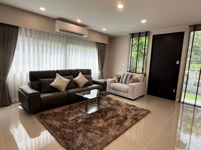 ให้เช่าบ้านเดี่ยว 4 ห้องนอน 226 ตร.ม. 68 ตร.ว. เพอร์เฟค เพลส 2