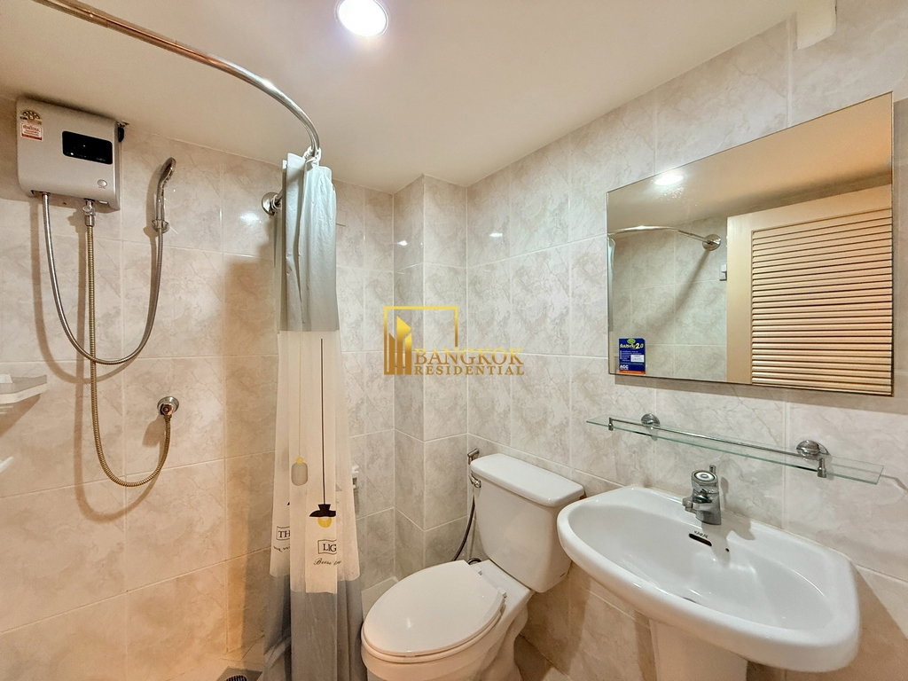 picture Royal Castle | Superb Value 3 Bedroom Condo in Phrom Phong - BR17311CD - 21/41