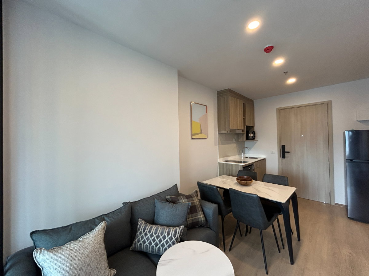 picture Life Rama4 Asoke 1Bedroom / 1Bathroom - 8/25