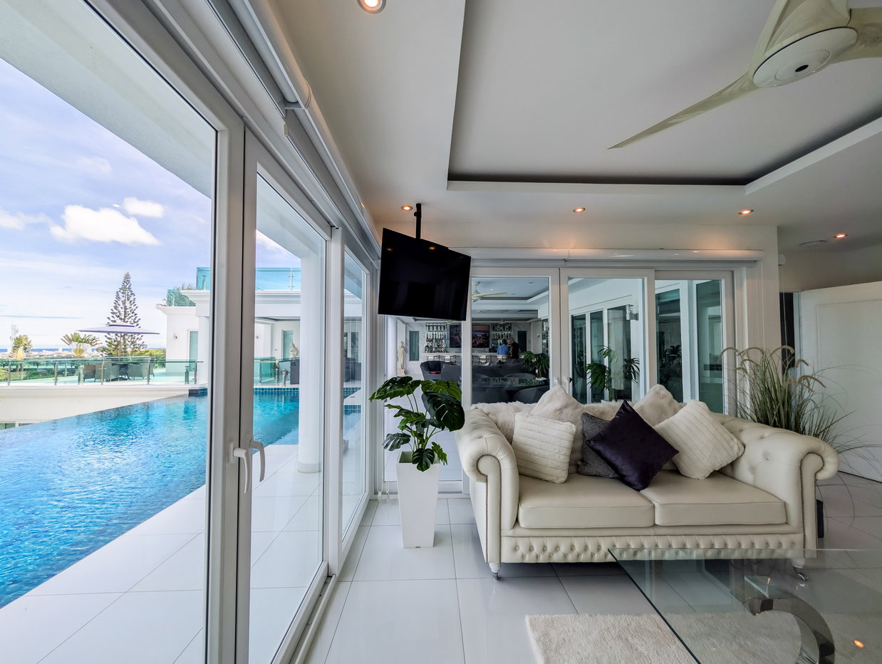 picture Luxury Sea View Villa for Sale East Pattaya with Sunset Views - 10/27