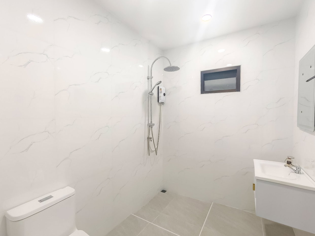 รูป Luxury House for Sale East Pattaya Nong Prue 3Bedroom - รูปที่ 10/13