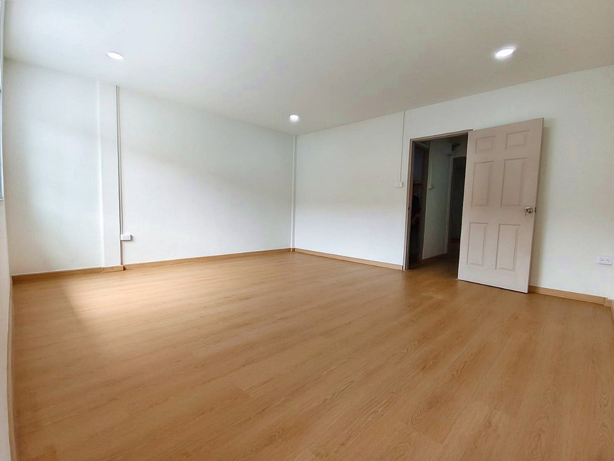 รูป บ้านสวย ทำเลดี ถนนแจ้งวัฒนะ – ปากเกร็ด ซอย 41  หมู่บ้านอัมรินทร์ วิลล่า ใกล้เมืองทอง ธานี  ใกล้เซ็นทรัล แจ้งวัฒนะ - รูปที่ 19/23