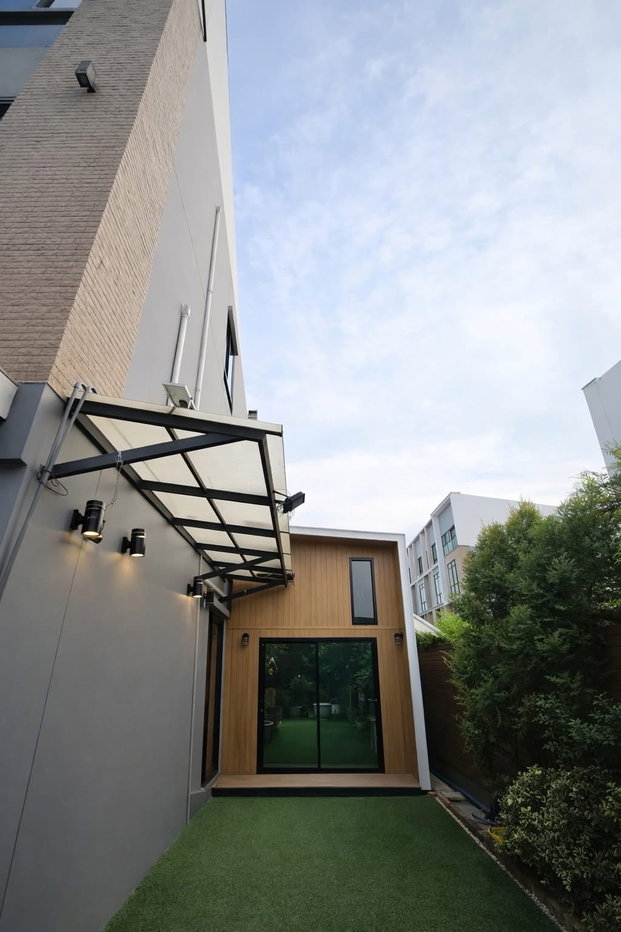 รูป 🏡 บ้าน 4 ห้องนอน พร้อมชั้นทำงาน อนุญาตให้เลี้ยงสัตว์ได้ | พื้นที่ 250 ตารางเมตร | ราคา 85,000 บาท - รูปที่ 10/25
