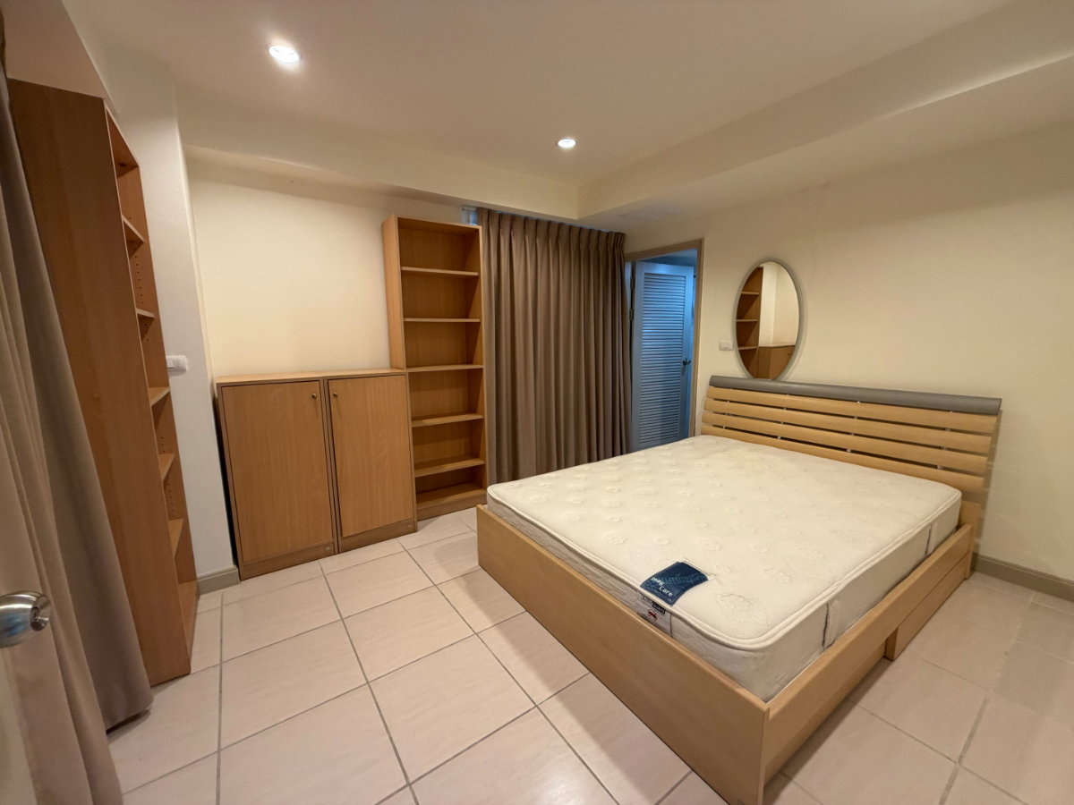 รูป Best Price 🔥ให้เช่า Royal Castle Sukhumvit 39 ห้องสวย เฟอร์ครบ ราคาดีมาก พร้อมเข้าอยู่‼️ DS3601 | Line @Dstay - รูปที่ 4/20