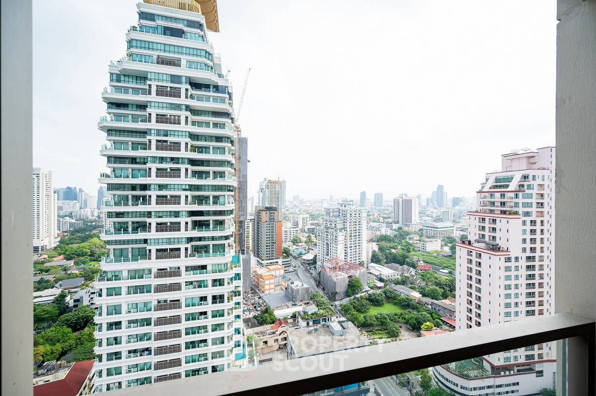 รูป คอนโด 2 ห้องนอน 81 ตร.ม. ชั้น 24 The XXXIX By Sansiri ใกล้ BTS พร้อมพงษ์ 200 ม. (ID 3062328) - รูปที่ 2/9