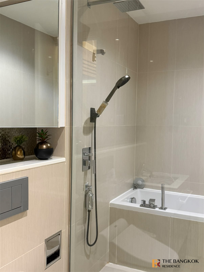 picture H Sukhumvit 43 Location Near Employment, Surrounded by Lifestyles - 8/10