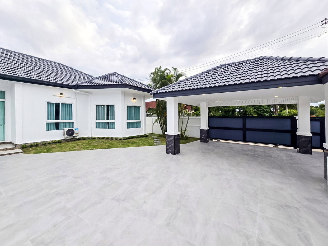 รูป Renovated Pool Villa for Sale Mabprachan East Pattaya - รูปที่ 16/17