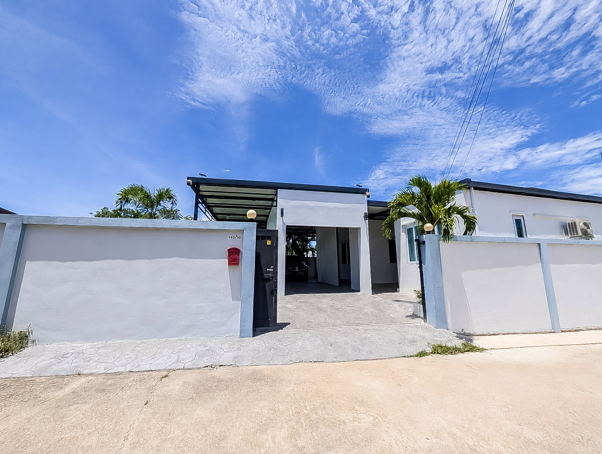 picture Pool Villa for Sale Huay Yai East Pattaya Fully Furnished - 25/25