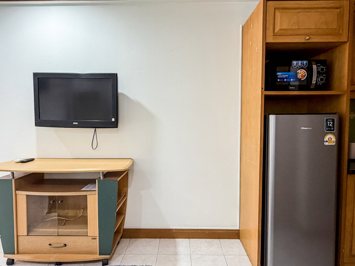 picture Jomtien Beach Condominium Studio for Sale Foreign Quota - 4/10