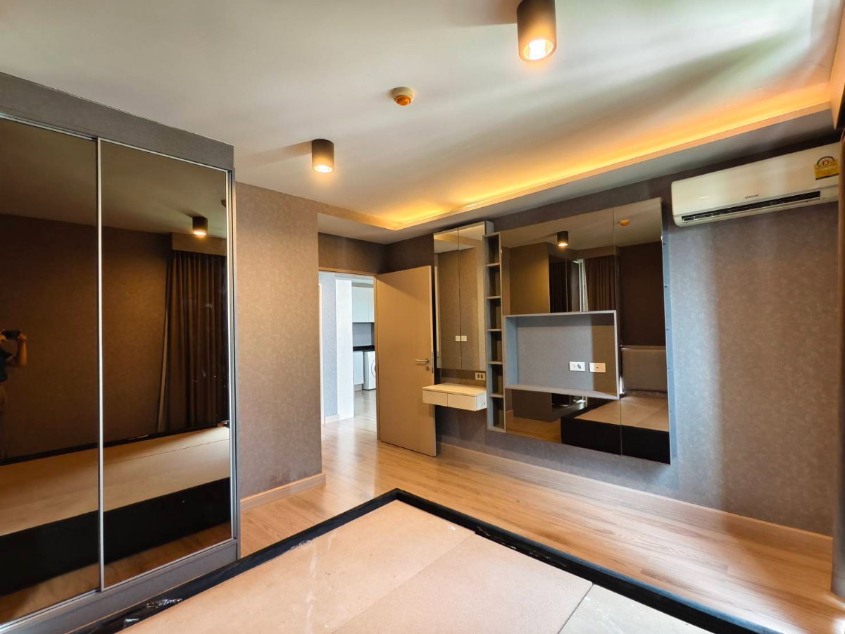 picture Condo for rent at The Unique 62/1, near BTS Bang Chak. Free shuttle service to BTS available. - 2/12