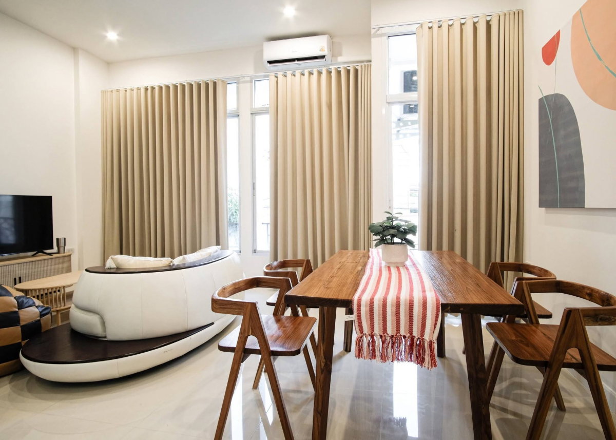 picture FOR RENT | Baan Klang Muang British Town Srinakarin - 3/13