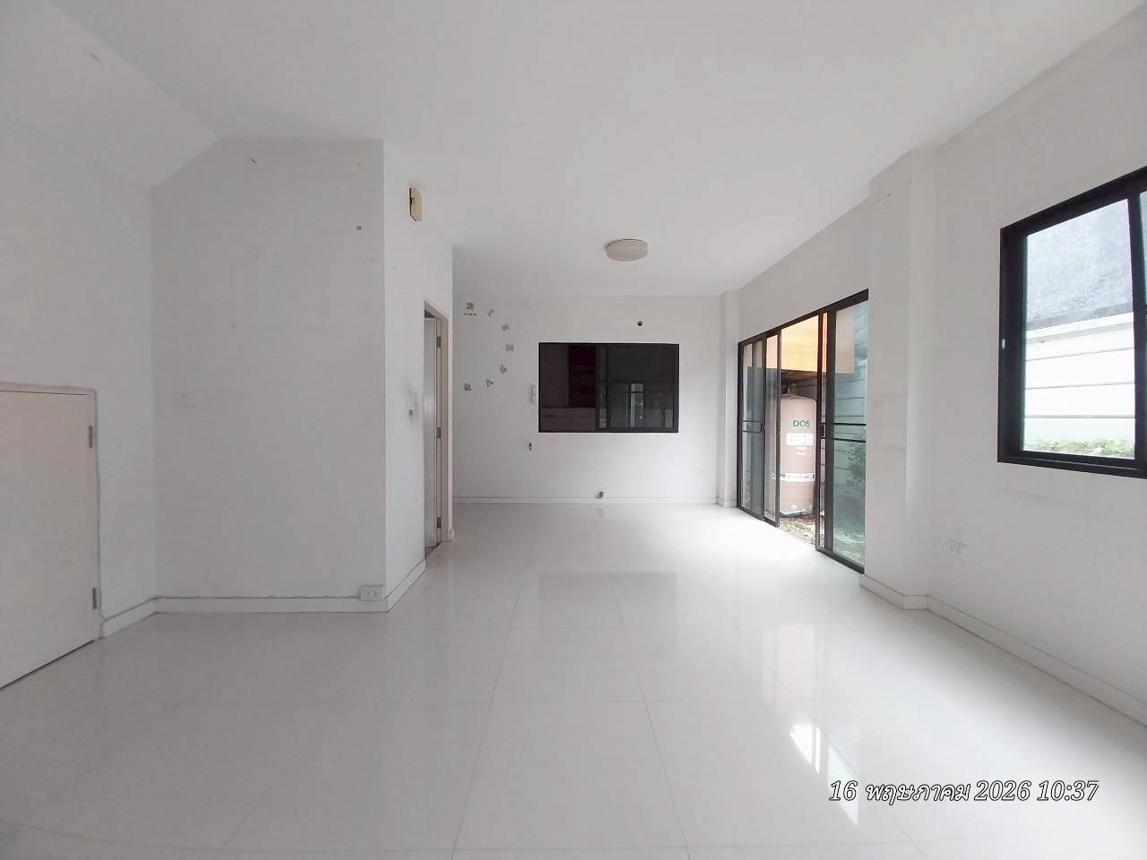 picture TOWN HOUSE 27.5 Sq.w. Lat Krabang Bangkok for 3M - 12/24