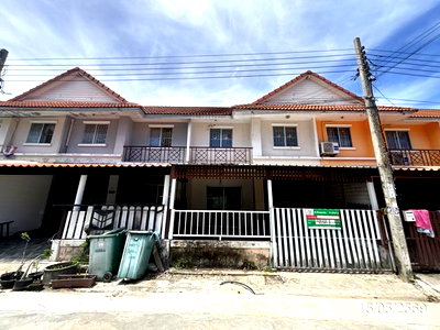 Townhouses for sale Samut Prakarn : TOWN HOUSE 18 Sq.w. Phra Samut Jadee Samut Prakarn for 1.5M