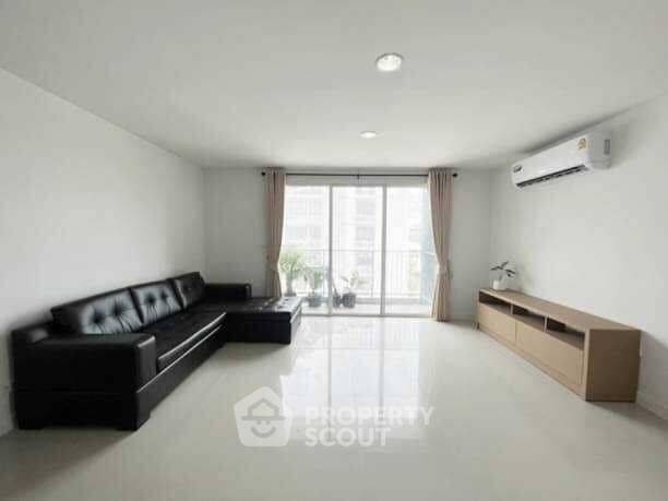 รูป คอนโด 2 ห้องนอน เดอะ ซิลค์ พหลโยธิน-อารี2 ใกล้ BTS อารี 300 ม. (ID 3062054) - รูปที่ 1/9
