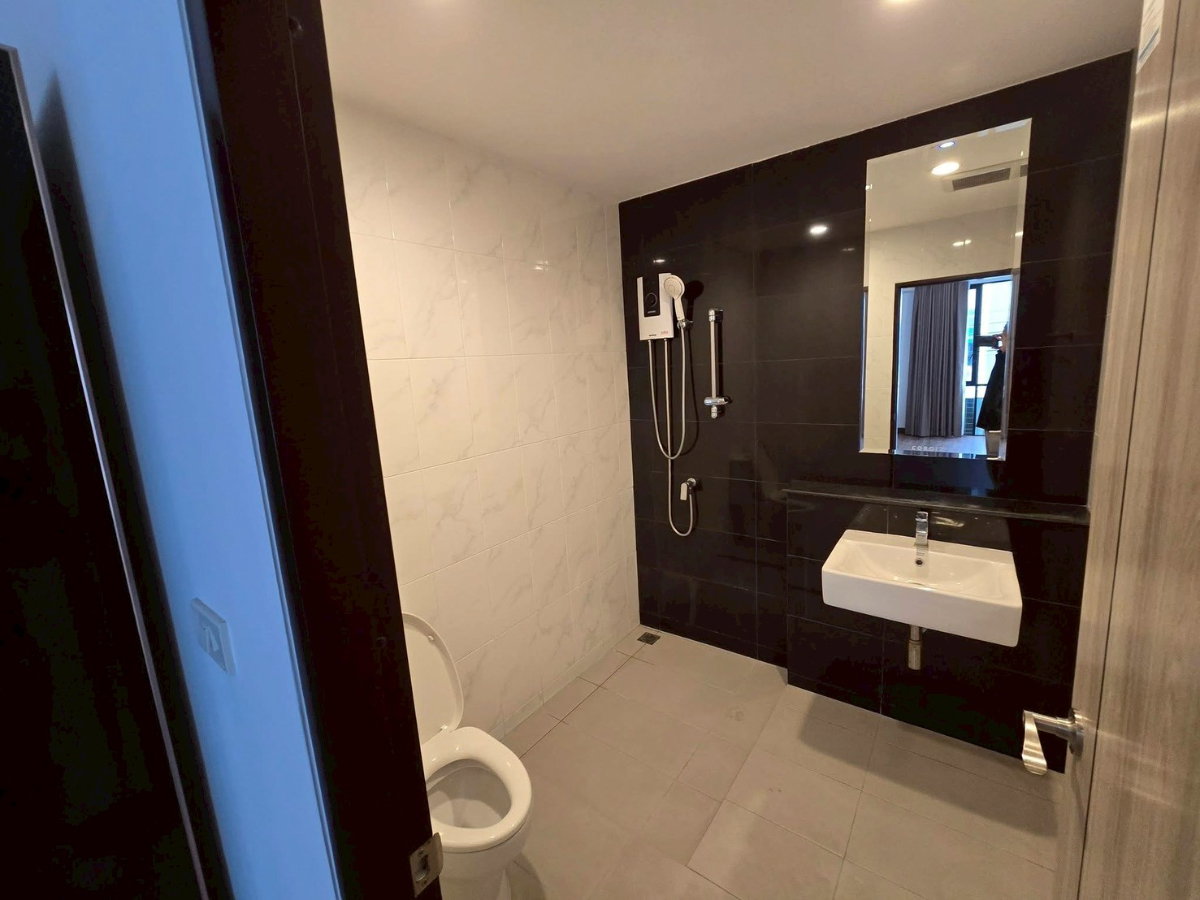 รูป 🏡✨ ให้เช่าทาวน์โฮมหรู Cordiz at Udomsuk (คอร์ดิซ แอท อุดมสุข) 3 ห้องนอน 4 ห้องน้ำ เฟอร์นิเจอร์ครบ พร้อมเข้าอยู่ เพียง 5 นาทีถึง BTS อุดมสุข - รูปที่ 15/20