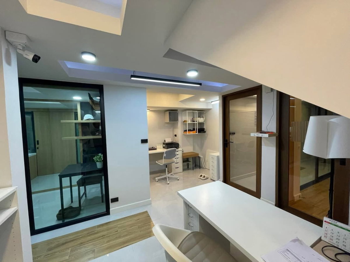 รูป [VR0492] 🔥 Executive Home Office เช่าเริ่ม 60,000 | ขาย 9.5 ล้าน | ทาวน์โฮมหรู 2 ชั้น 3 นอน 3 น้ำ  เหมาะอยู่อาศัยหรือทำสำนักงานออฟฟิศ!🔥 - รูปที่ 7/32