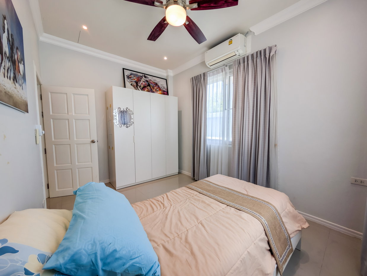 picture Pool Villa for Sale Huay Yai East Pattaya Fully Furnished - 12/25